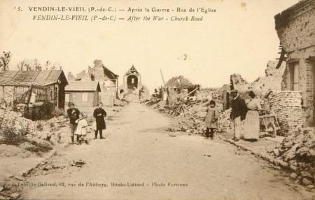La Rue de l'�glise en 1919