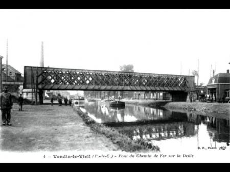 Le chemin du halage de VENDIN