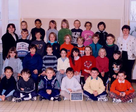 Classe de Mme WOJTINA - 1997-98