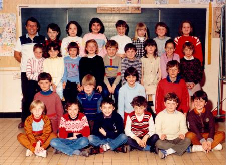 Classe de Mr PINNETEAU - 1985-86