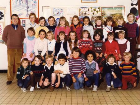 Classe de Mr PINNETEAU - 1981-82