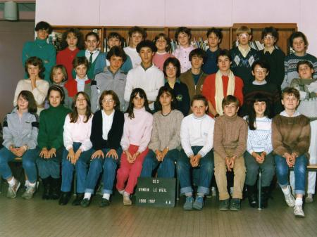 College 1986-87 - 4�A