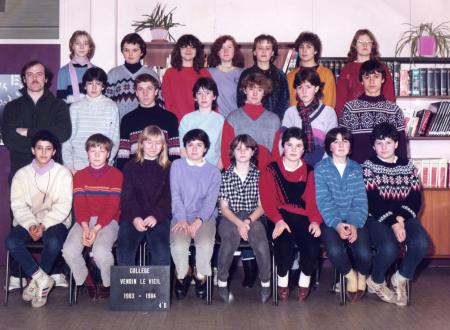 Coll�ge 1983-84 - 4�B