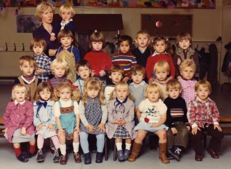 Classe de Mme MITURA - 1982-83