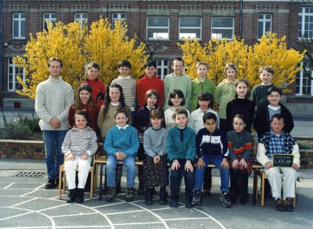 Classe de Mr MENNESSIER - 1999-00