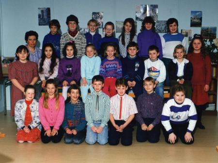 Classe de Mme SONNEVILLE - 1990-91