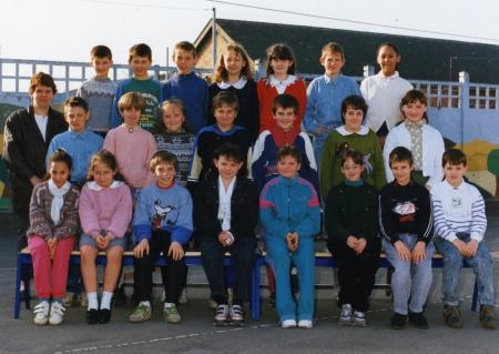Classe de Mme BEGUARD - 1992-93