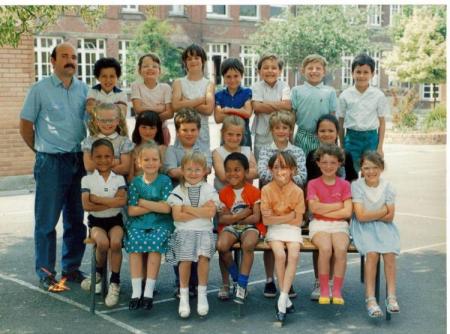 Classe de Mr HOLLOSI - 1989