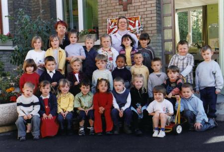 Classe de Mme SKWAREK - 2001-02