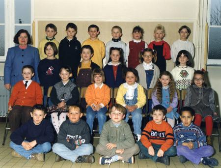 Classe de Mme PELAT - 1998-99