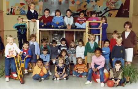 Classe de Mme VICTOR - 1988-89